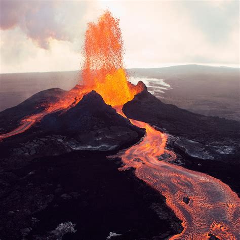 Why Do Volcanoes And Earthquakes Occur In The Same Areas - The Earth ...