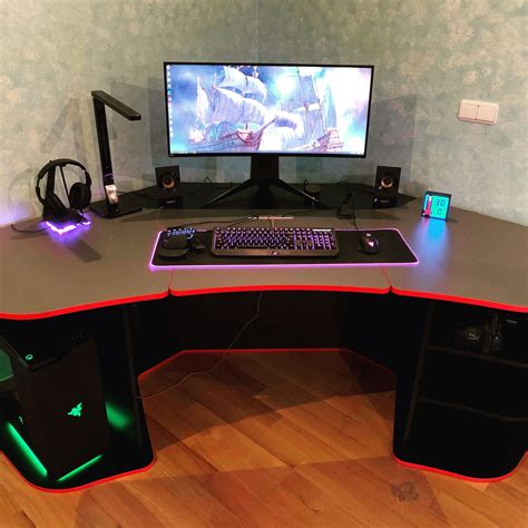 R2 Stealth Wolf Gaming Desk #gamingdesk | Gaming desk, Corner gaming ...