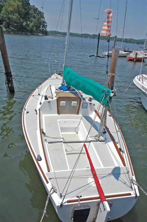 Sailboat For Sale: J 22 Sailboat For Sale