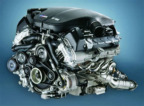 What BMW Has A V10 Engine? The BMW S85 V10