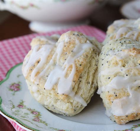 Lemon Poppyseed Scones