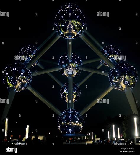 the Atomium at night, Brussels, Belgium, 01/09/2007 Stock Photo - Alamy