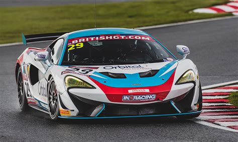 McLaren 570S GT4 Scores First Win of 2017 at Oulton Park