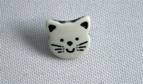 Free First Class Shipping Included Cute Cat Face Button - Etsy