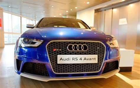 Audi RS4 Avant New 2021 Car - Forchabab