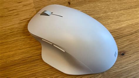 Microsoft Bluetooth Ergonomic Wireless Mouse - Review 2021 ...