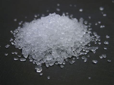 Silica gel | Desiccant, Moisture Absorber, Adsorbent | Britannica