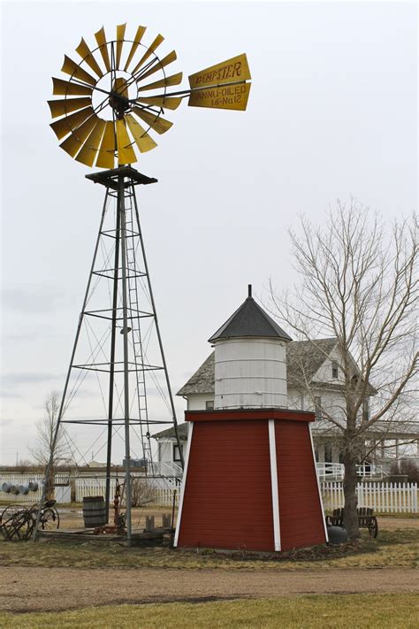 How the Windmill Won the American West