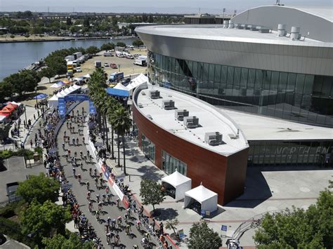 Stockton Kings’ home court renamed to Adventist Health Arena - capradio.org