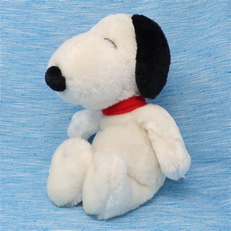 Snoopy Plush - ShopCollectPeanuts.com