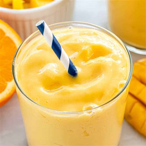 Mango Smoothie - Jessica Gavin