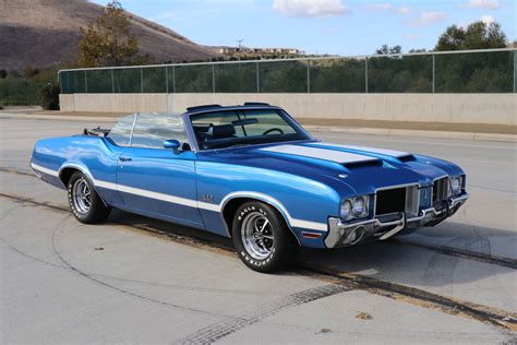 Reader’s Ride: Susan Suhr’s 1971 Oldsmobile 442 Convertible - Hot Rod ...