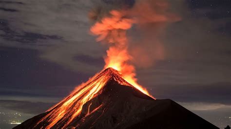 What happens when a volcano erupts? - BBC Bitesize