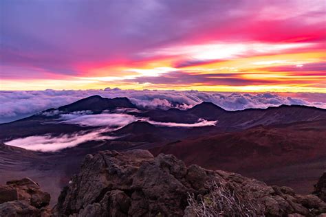 See Mauiʻs Volcanoes | Haleakalā National Park | Hawaii Volcano Tours