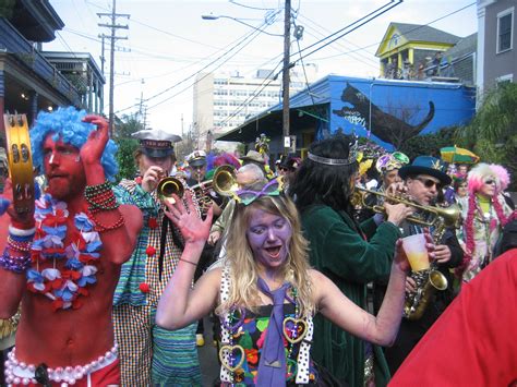 File:KosmicFrenchmenPurpleFaceMardiGras2009.JPG - Wikimedia Commons