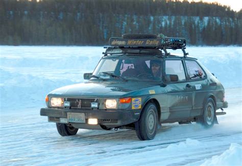 "TeamD" Saab 900 Turbo in the Alcan Winter Rally