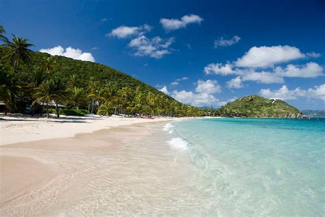 Peter Island Resort to Remain Closed for the Duration of 2018! | BVI Travel