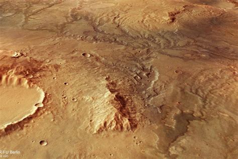 Ancient Martian rivers revealed in newest satellite images