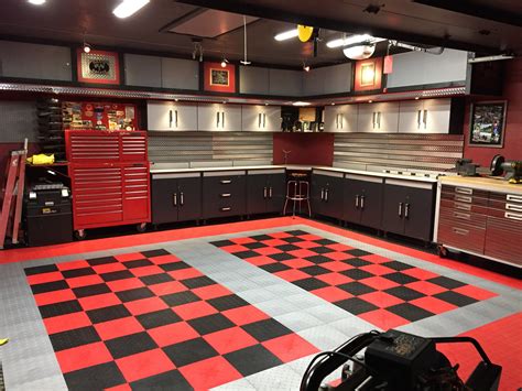 Dan's Black and Red Checkered Tile Garage Floor | Garage floor tiles ...