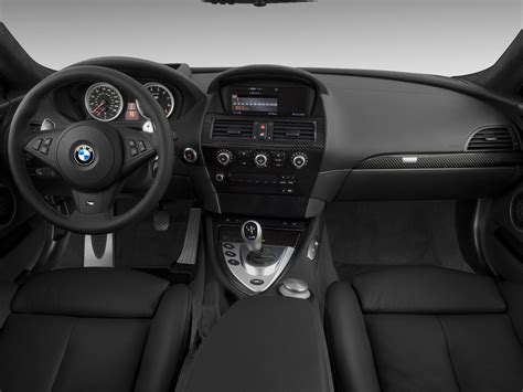 BMW M6 Coupe 2012 - Luxury and Fast Cars