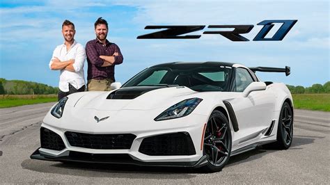 Is The Corvette C7 ZR1 A Dodge Viper ACR Hunter