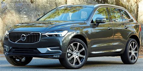 Volvo XC60 D4 AWD specs (2017-2021), performance, dimensions ...