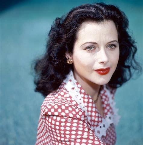 Hedy Lamarr: The Hollywood star who helped invent wifi | Geeky Camel