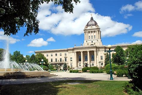 18 Top Tourist Attractions & Places to Visit in Winnipeg | PlanetWare