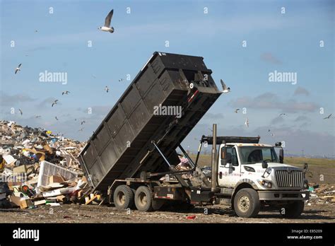 Waste management garbage truck hi-res stock photography and images - Alamy