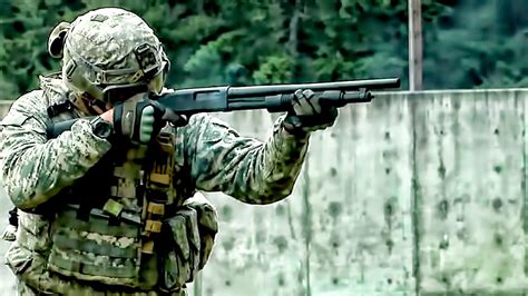 U.S. Military Firing Shotguns • M1014 JSCS & Mossberg 500 - YouTube