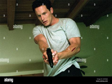 COLE HAUSER, PAPARAZZI, 2004 Stock Photo - Alamy