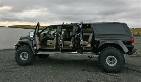 Custom 6-door ford excursion