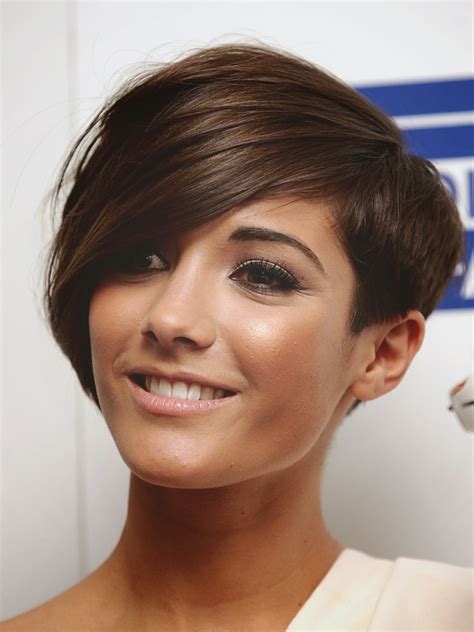 Hairstyle Pictures of Frankie Sandford - Hair Fashion 2012