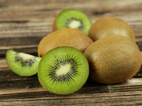 Buah Kiwi - Muda PLUS | Artikel Kesehatan, Info Kesehatan, Pria, wanita