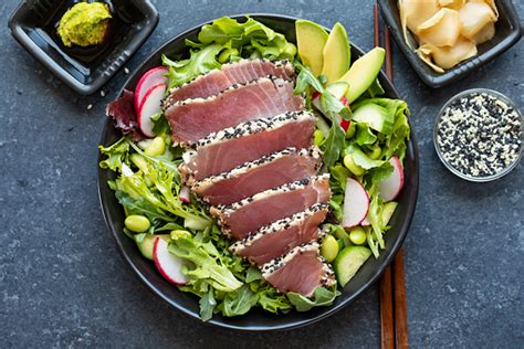 Ahi Tuna Salad | The Cozy Apron