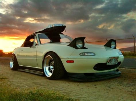 Off the island - ClubRoadster.net | Mazda mx5, Mazda roadster, Miata mx5