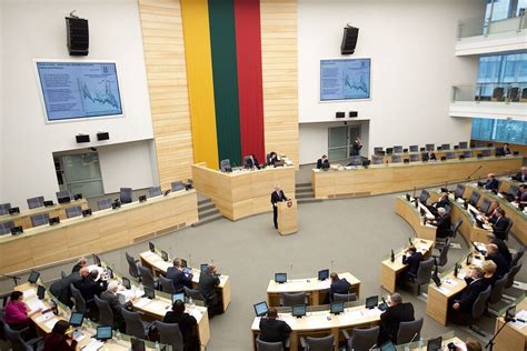 Experts predict an early Seimas election - EN.DELFI