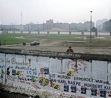 Berlin Wall - Wikipedia