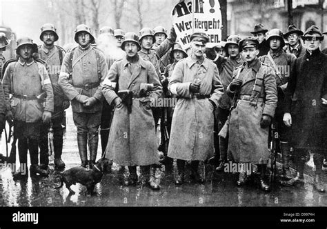 Freikorps weimarer republik -Fotos und -Bildmaterial in hoher Auflösung ...