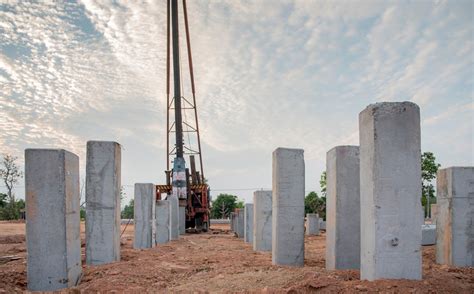 What are Displacement Piles? Driven, Drilled & Screw Displacement Piles