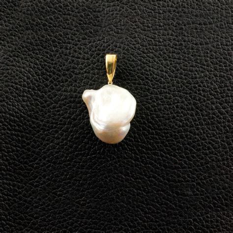 Baroque Pearl Pendant – CRAIGER DRAKE DESIGNS®