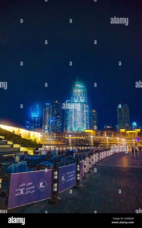 A beautiful shot of Downtown Dubai, The Fountain at Dubai Mall, and Al ...