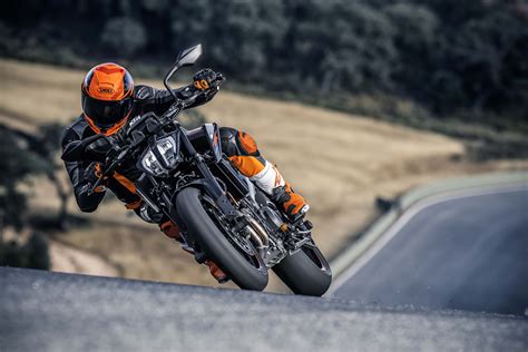 So Many Photos of the New KTM 790 Duke to Drool Over - Asphalt & Rubber