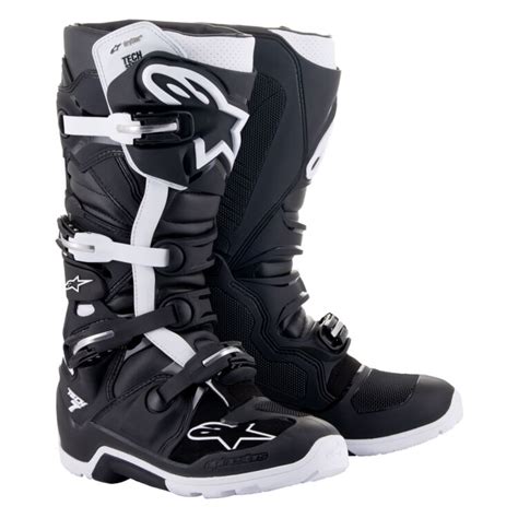 Essential Guide To Waterproof Dirt Bike Boots: Things To Know