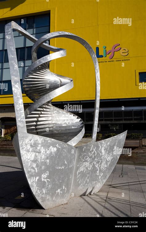 Double Helix DNA Sculpture at the Centre for Life in Newcastle upon ...