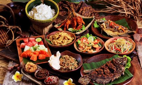 20 Wisata Kuliner di Bali yang Enak & Wajib Anda Coba - iTrip