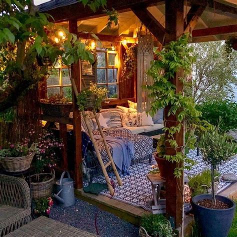 Outdoor Garden Decor Near Me - Garden Design Ideas