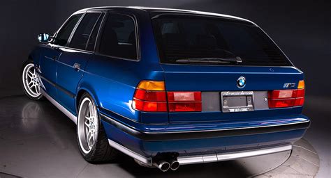 BMW M5 Touring E34 specs, performance data - FastestLaps.com