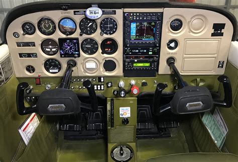 Cessna 172 Cockpit Msfs