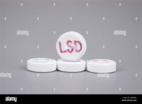 lsd pills closeup,medicinal lysergic acid diethylamide Stock Photo - Alamy